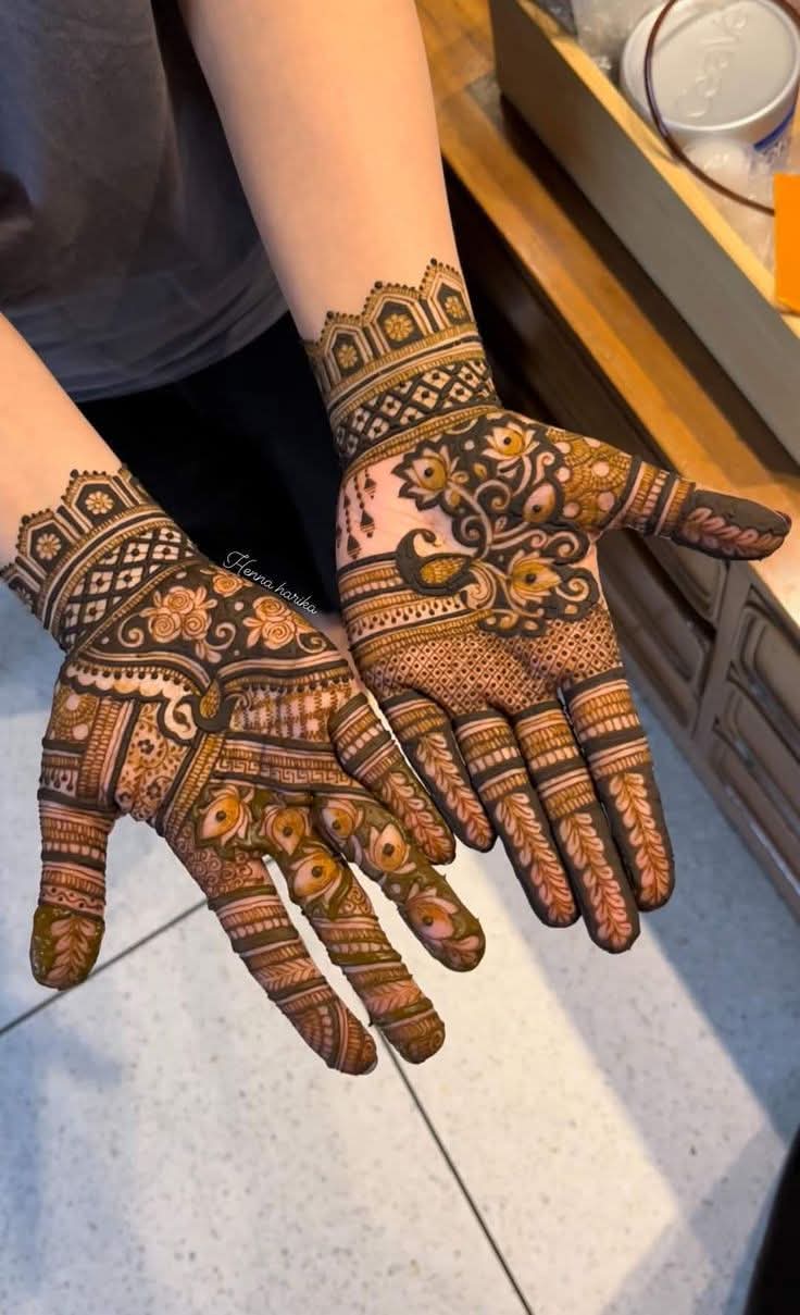 Mehendi Design 33
